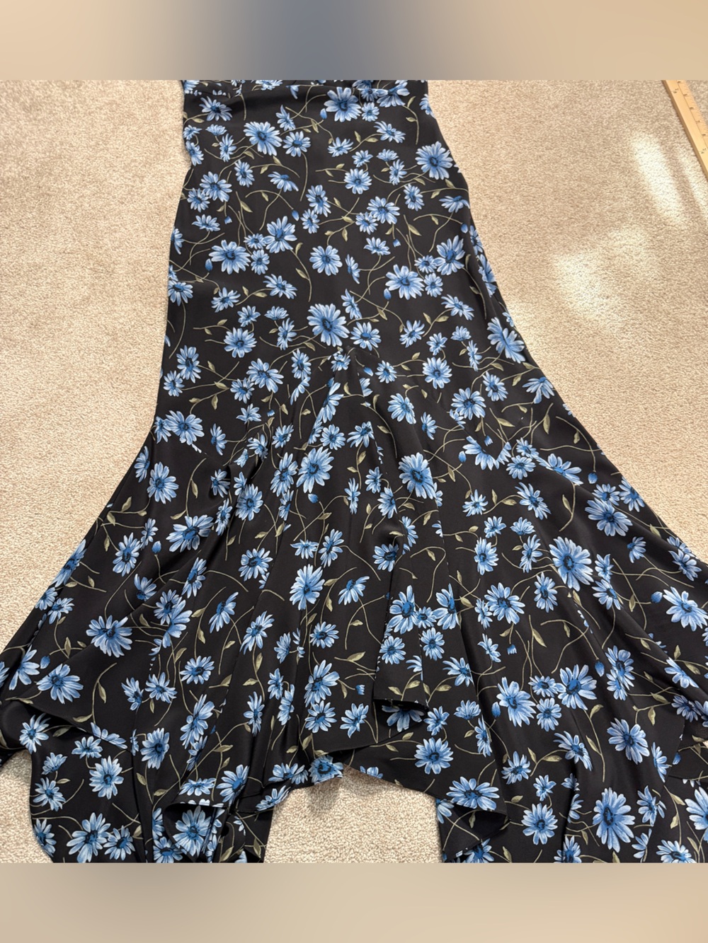 Michael Kors Collection Daisy Silk Crepe de Chine Handkerchief Slip Dress size 6 - Picture 15 of 15